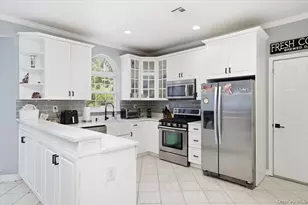 48 Province Dr, South Setauket, NY 11720 - Photo 8