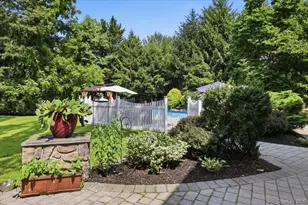 48 Province Dr, South Setauket, NY 11720 - Photo 24