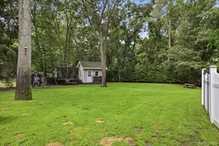 48 Province Dr, South Setauket, NY 11720 - Photo 30