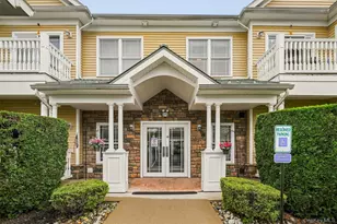 1309 Views Way, Pomona, NY 10970 - Photo 2