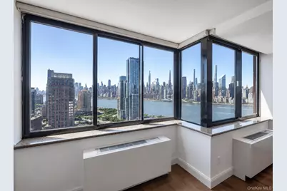 4-74 48th Avenue #29H, Long Island City, NY 11109 - Photo 1