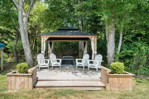 93 Boathouse Ln W, Bay Shore, NY 11706 - Photo 48