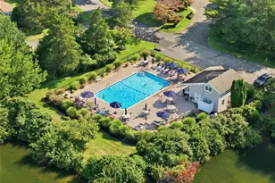 93 Boathouse Ln W, Bay Shore, NY 11706 - Photo 46