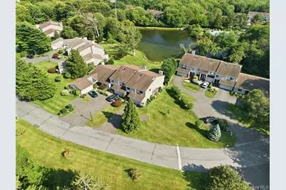 93 Boathouse Lane W, Bay Shore, NY 11706 - Photo 44