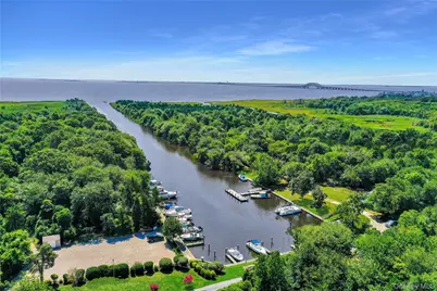 93 Boathouse Lane W, Bay Shore, NY 11706 - Photo 50