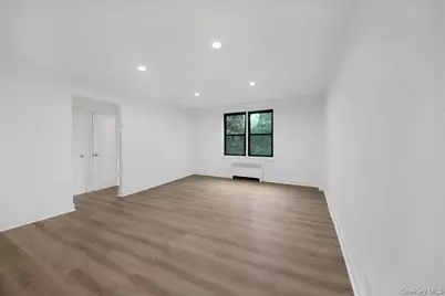 3840 Greystone Avenue #3A, Bronx, NY 10463 - Photo 4