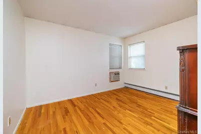 1706 Washington Drive, Merrick, NY 11566 - Photo 8