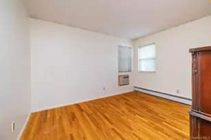 1706 Washington Dr, Merrick, NY 11566 - Photo 8