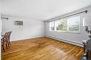 1706 Washington Dr, Merrick, NY 11566 - Photo 2