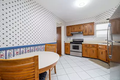 1706 Washington Drive, Merrick, NY 11566 - Photo 4