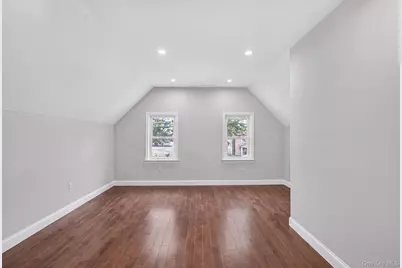 718 E 99th Street, Brooklyn, NY 11236 - Photo 2