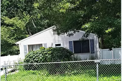 83 Norfleet Lane, Coram, NY 11727 - Photo 2
