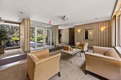 80-35 Springfield Blvd #1M, Queens Village, NY 11427 - Photo 4