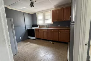 193 W Graham Ave, Hempstead, NY 11550 - Photo 4