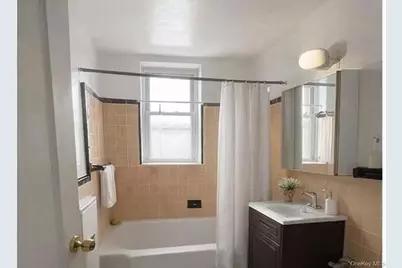 14444 41st Avenue #6A, Flushing, NY 11355 - Photo 4