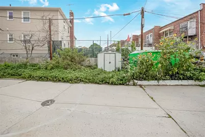 7905 Pitkin Avenue, Ozone Park, NY 11417 - Photo 30