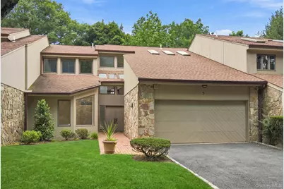 3 Willada Lane, Glen Cove, NY 11542 - Photo 1