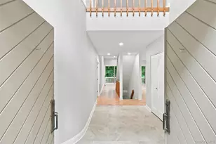 3 Willada Ln, Glen Cove, NY 11542 - Photo 6
