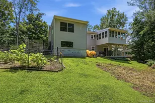 12 Talbot Dr, Pleasant Valley, NY 12569 - Photo 34
