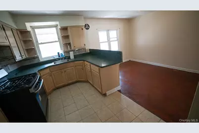 3830 Barnes Avenue, Bronx, NY 10467 - Photo 12