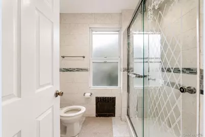258-10 87th Road, Floral Park, NY 11001 - Photo 8