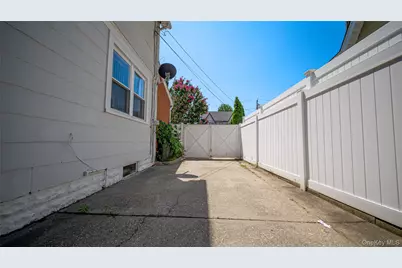 681 Stowe Avenue, Baldwin, NY 11510 - Photo 36