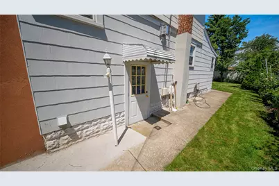 681 Stowe Avenue, Baldwin, NY 11510 - Photo 38