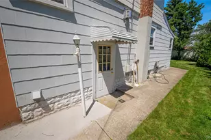 681 Stowe Ave, Baldwin, NY 11510 - Photo 38