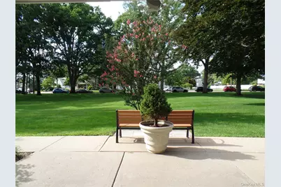 178 Jervis Avenue #178, Farmingdale, NY 11735 - Photo 34