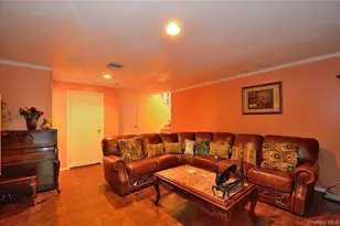 786 E Carl Ave, Baldwin, NY 11510 - Photo 22