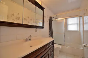 786 E Carl Ave, Baldwin, NY 11510 - Photo 20