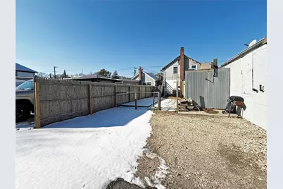 495 Montauk Highway, East Quogue, NY 11942 - Photo 16