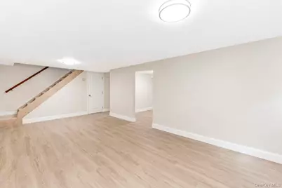 10 Aron Drive, Bohemia, NY 11716 - Photo 20