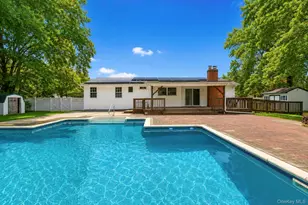 10 Aron Dr, Bohemia, NY 11716 - Photo 34