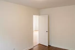 205 W Post Rd, White Plains, NY 10606 - Photo 4