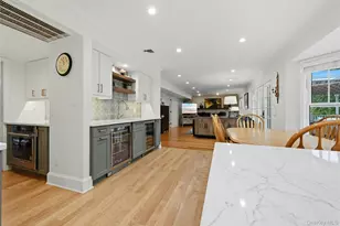 20 Longacre Dr, Huntington, NY 11743 - Photo 12