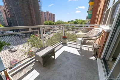 880 Boynton Avenue #4L, Bronx, NY 10473 - Photo 6