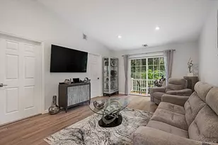 1116 Savoy Dr, Melville, NY 11747 - Photo 6