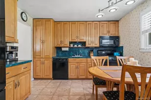 358 Lake Shore Dr, Monroe, NY 10950 - Photo 16