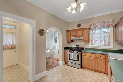 7718 86th Street, Glendale, NY 11385 - Photo 6