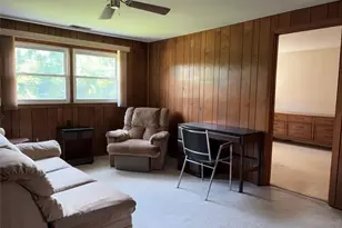 46 Margaret Dr E, Plainview, NY 11803 - Photo 10