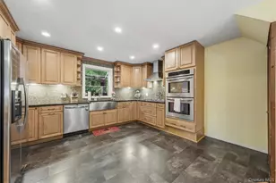 256 Haviland Dr, Patterson, NY 12563 - Photo 8