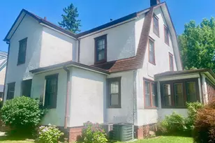 330 E Devonia Ave, Mount Vernon, NY 10552 - Photo 2