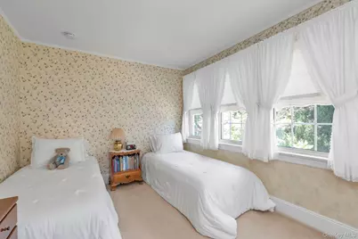 44 Fern Street, Floral Park, NY 11001 - Photo 14