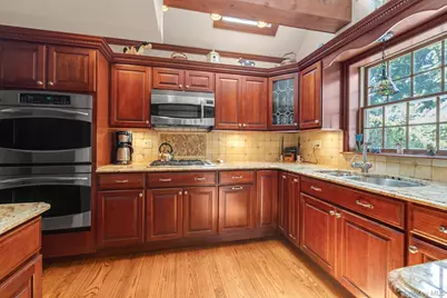 44 Fern Street, Floral Park, NY 11001 - Photo 4