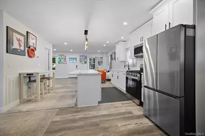 210 N Delaware Avenue, Massapequa, NY 11758 - Photo 8