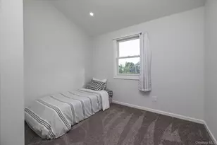 210 N Delaware Ave, Massapequa, NY 11758 - Photo 16