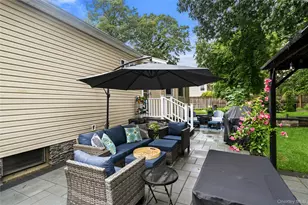 333 Ontario St, Ronkonkoma, NY 11779 - Photo 32