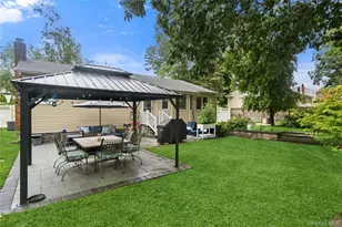 333 Ontario St, Ronkonkoma, NY 11779 - Photo 30