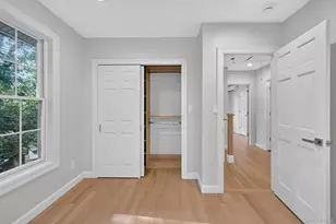 111 Altamont Ave, Sea Cliff, NY 11579 - Photo 24